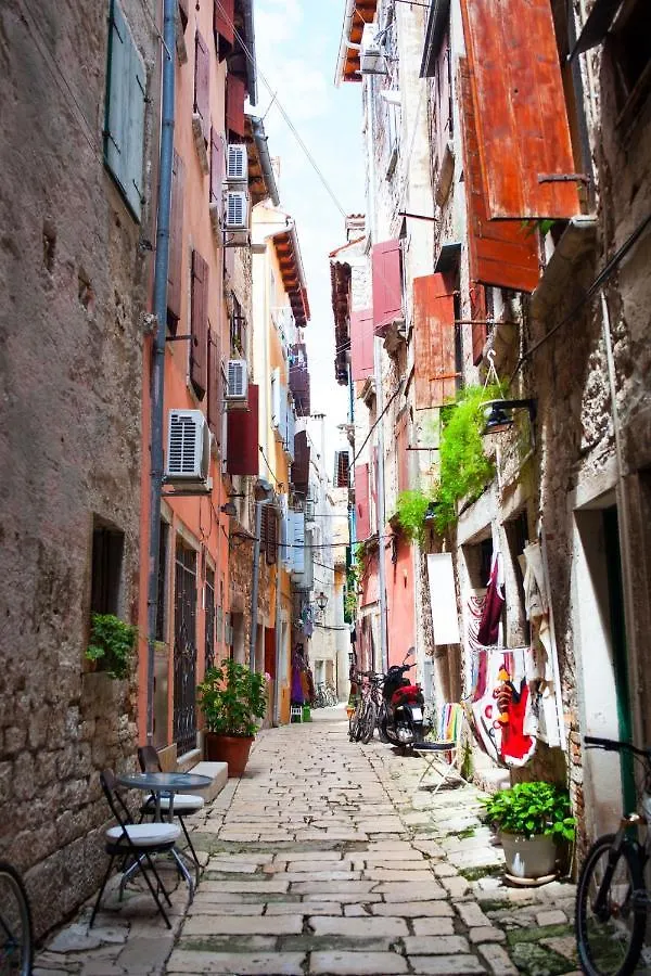 Apartment In Rovinj With Balcony, Air Conditioning, W-Lan, Washing Machine 5116-2 0*,